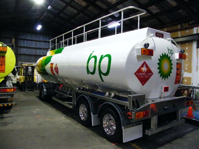 BP Tanker Trailer with safety rail