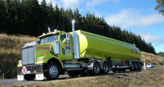 Hooker Semi Road Tanker on the move!